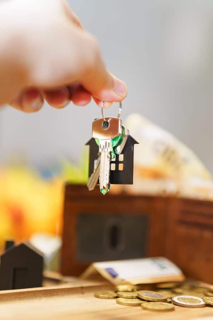 Calculating closing costs and home buying expenses